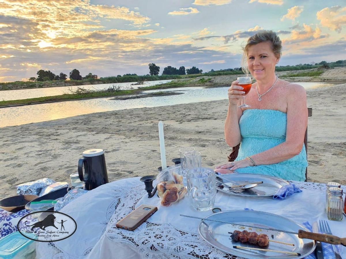 Baker Safari Company Villa Kwangwazi Eksteriør billede
